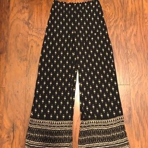 Mudd Bell Bottoms pants